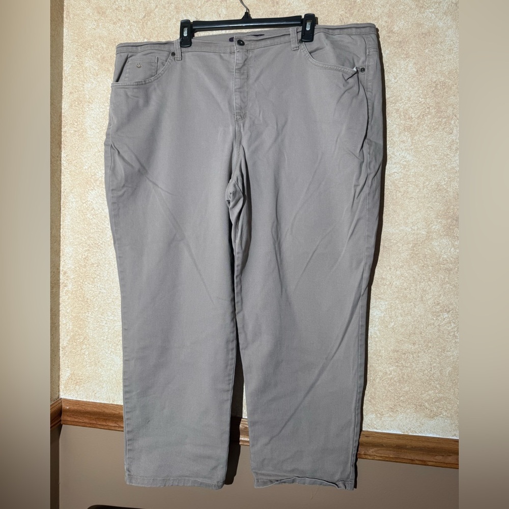 Gloria Vanderbilt Amanda Tan Jeans